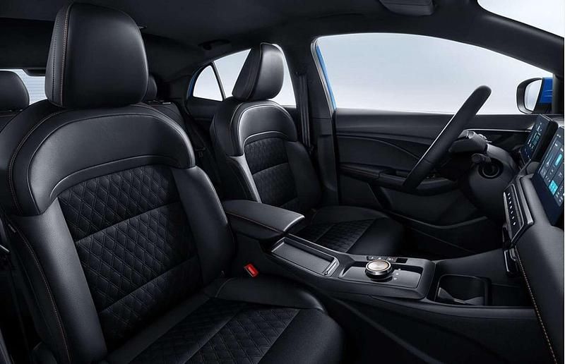 Neu MG MG3 102 PS (75 kW) 2025 Silber Kleinwagen