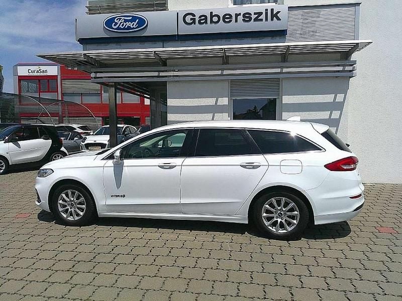 Gebraucht Ford Mondeo Titanium 140 PS (102 kW) 2020 Weiß Kombi
