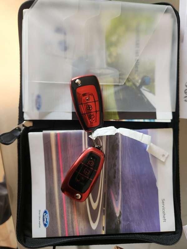 Gebraucht Ford C-MAX Ambiente 101 PS (74 kW) 2015 Van / Kleinbus