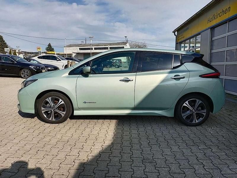 Gebraucht Nissan Leaf 360º 110 kW (150 PS) 2018 Grau Kleinwagen