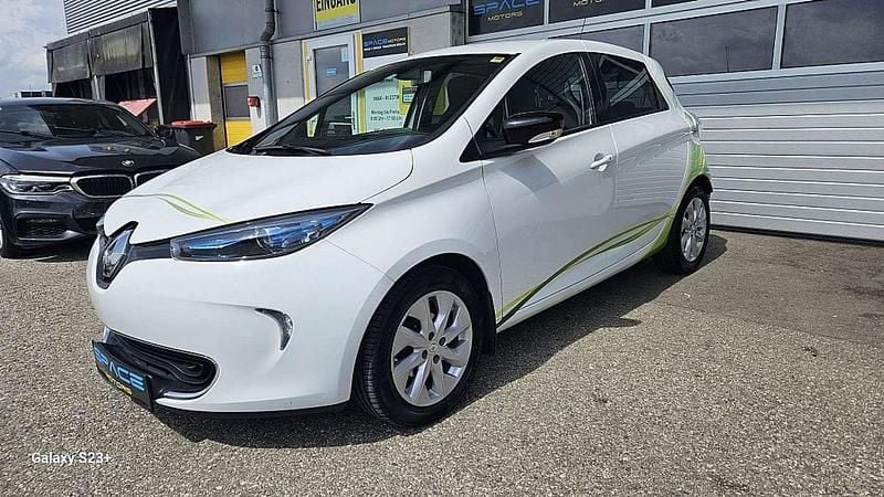 Gebraucht Renault Zoe 64 kW (88 PS) 2016 Weiß Kleinwagen