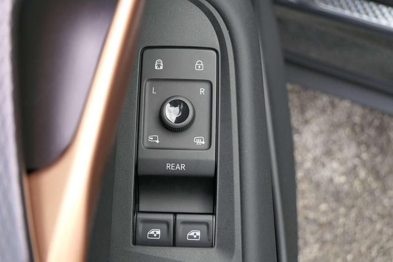 Gebraucht Cupra Tavascan 210 kW (286 PS) 2025 Dunkelgrau  normal SUV