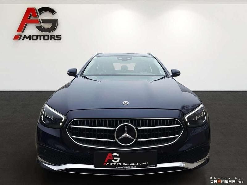 Gebraucht Mercedes E220 Edition 194 PS (142 kW) 2020 Blau Kombi