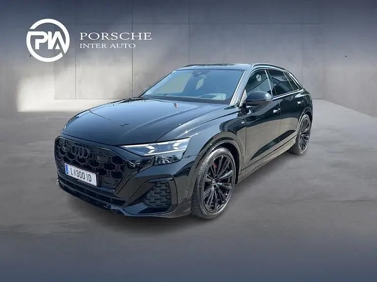 Schwarz metallicperleffektno Neu 2025 Audi Q8 Ambiente SUV | € 124.650 (Teuer) - Bild 1/4