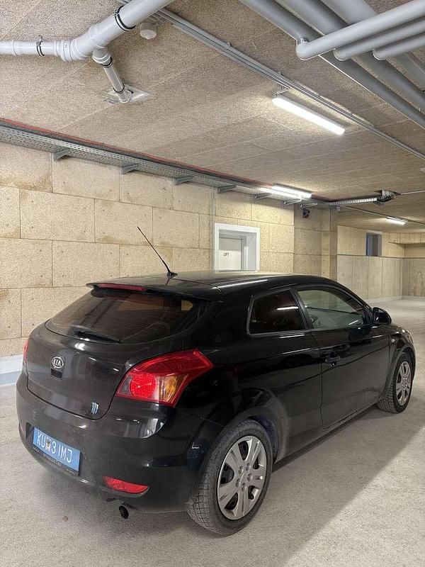 Gebraucht Kia ProCeed 105 PS (77 kW) 2008 Limousine