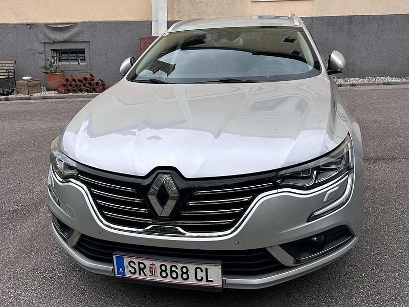Silber Gebraucht 2016 Renault Talisman GrandTour Initiale Paris Kombi | € 14.000 - Bild 1/4