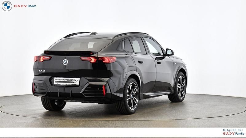 Gebraucht BMW iX2 Shadowline 150 kW (204 PS) 2025 Schwarz SUV