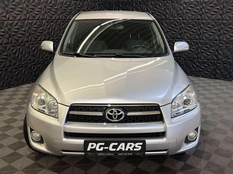 Gebraucht Toyota RAV4 150 PS (110 kW) 2009 Silber SUV