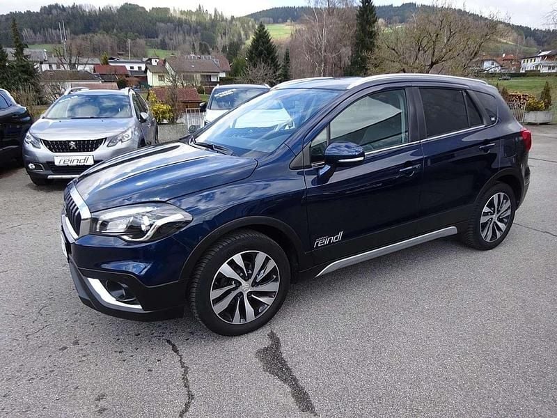 Blau Gebraucht 2017 Suzuki SX4 Limousine | € 16.990 - Bild 1/4