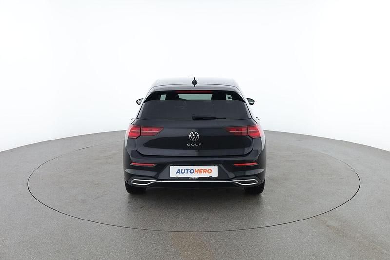 Gebraucht VW Golf VIII Style 131 PS (96 kW) 2020 Schwarz Limousine