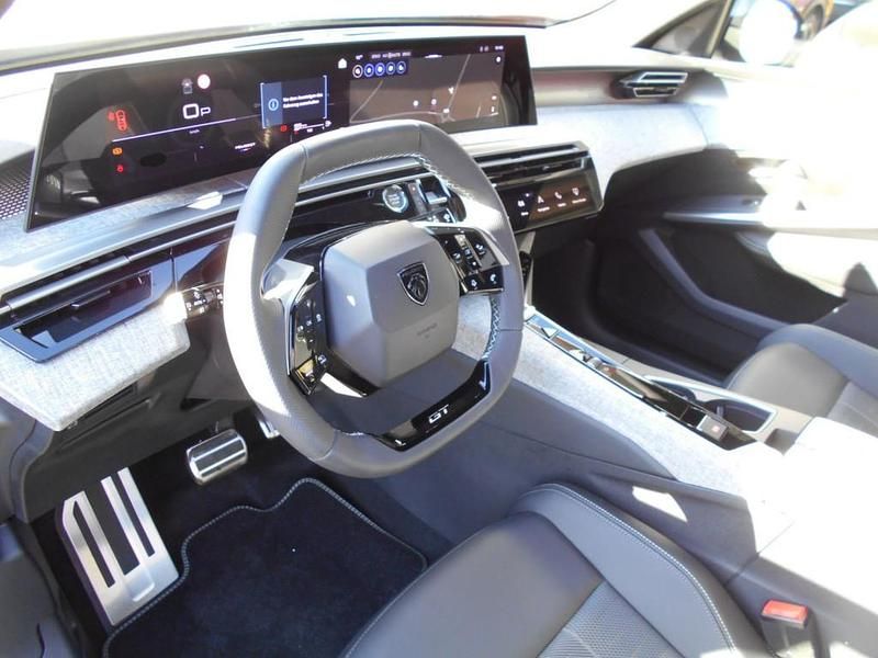 Neu Peugeot 5008 GT 136 PS (100 kW) 2025 SUV
