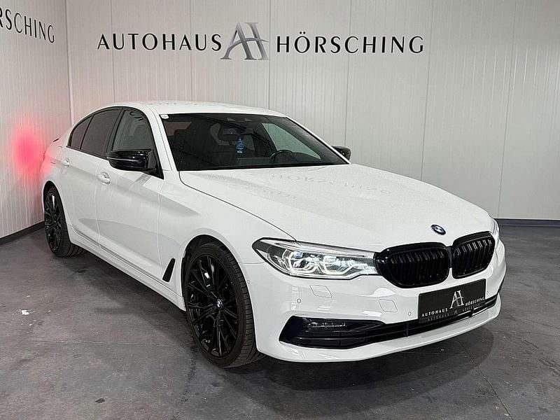 Weiß Gebraucht 2018 BMW 520 M Performance Limousine | € 25.999 (Fairer Preis) - Bild 1/4