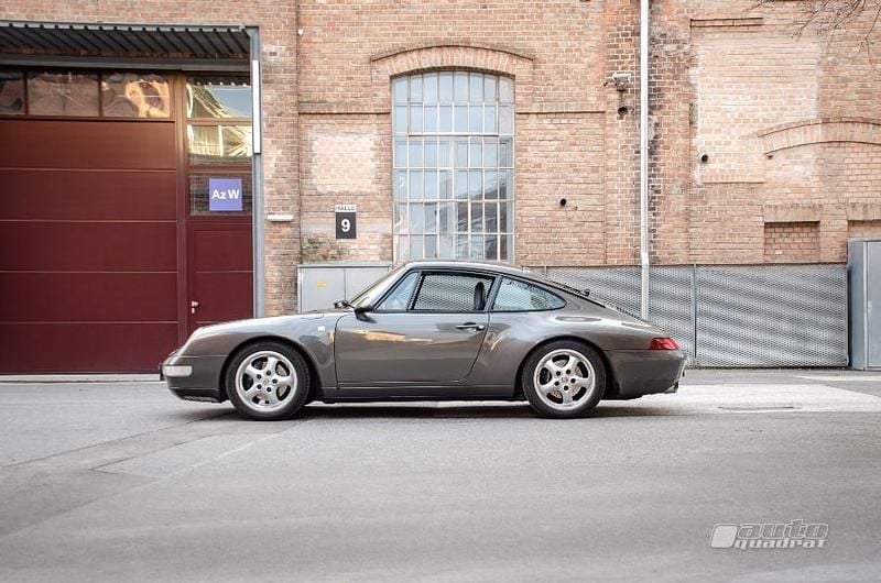 Grau Gebraucht 1996 Porsche 911 Carrera Coupé | € 91.993 - Bild 1/4
