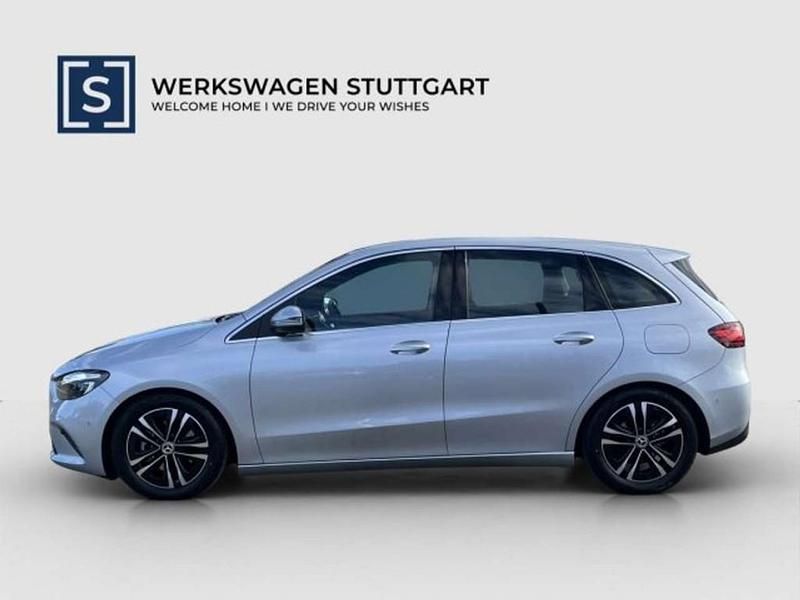 Gebraucht Mercedes B180 Progressive 136 PS (100 kW) 2024 Silber Van / Kleinbus