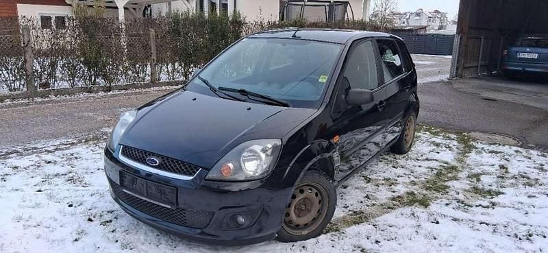 Schwarz Gebraucht 2008 Ford Fiesta Ghia Kleinwagen | € 2.350 (Fairer Preis) - Bild 1/4