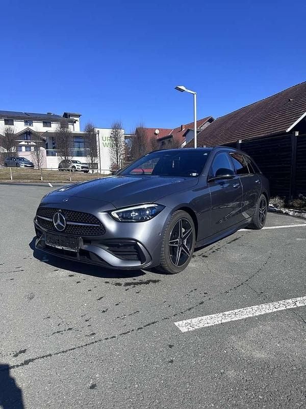 Gebraucht Mercedes C200 AMG line 163 PS (119 kW) 2024 Kombi