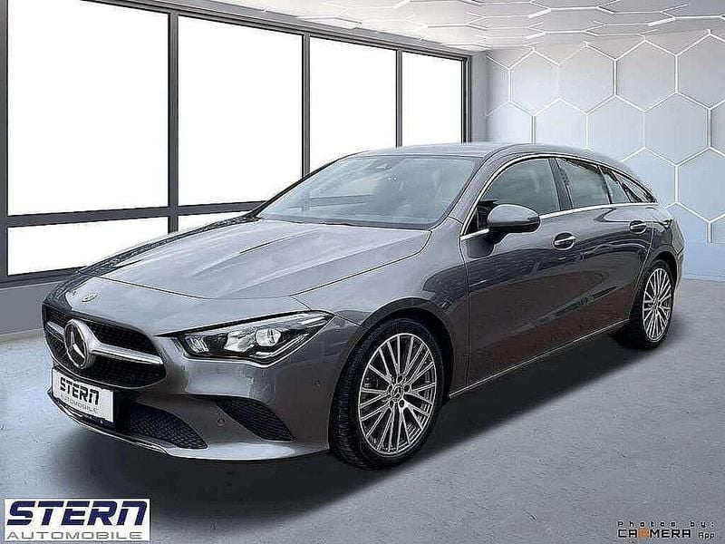 Gebraucht Mercedes CLA220 Shooting Brake 190 PS (139 kW) 2020 Grau Kombi