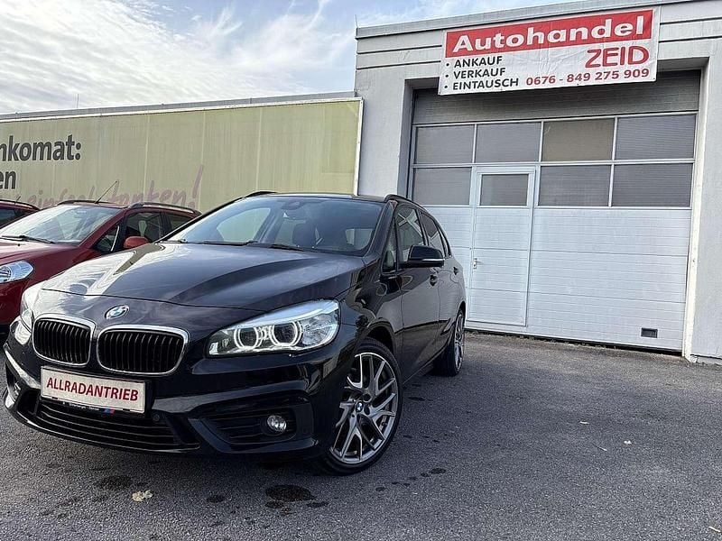 Schwarz Gebraucht 2015 BMW 220 Advantage Kombi | € 14.990 (Fairer Preis) - Bild 1/4