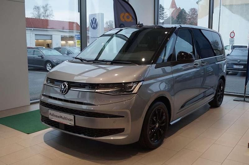 Neu VW Multivan Edition 150 PS (110 kW) 2025 Silber  metallic Van