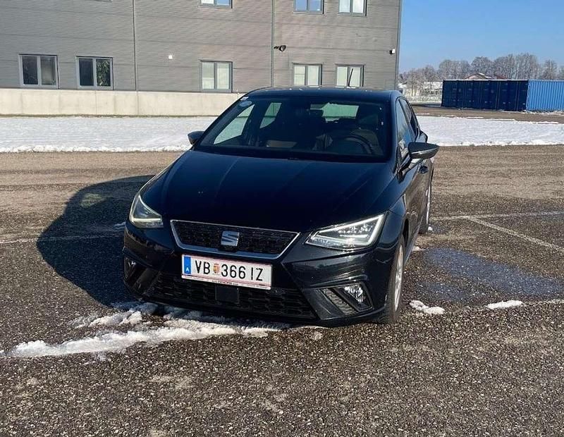 Schwarz Gebraucht 2017 Seat Ibiza XCELLENCE Kleinwagen | € 10.990 (Fairer Preis) - Bild 1/4