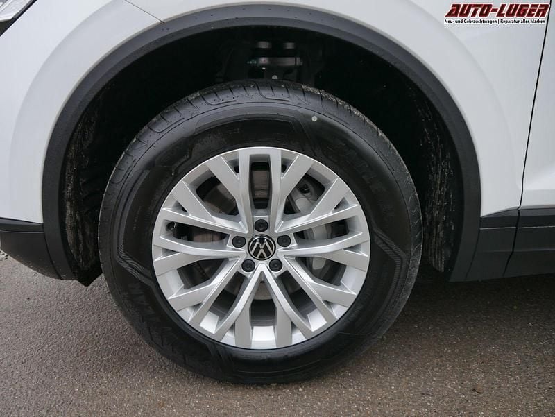 Neu VW Touareg 2025 Pure white SUV