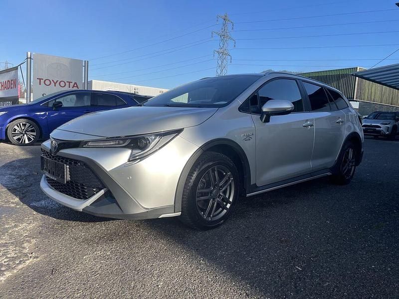 Gebraucht Toyota Corolla 152 PS (111 kW) 2020 Silber Kombi