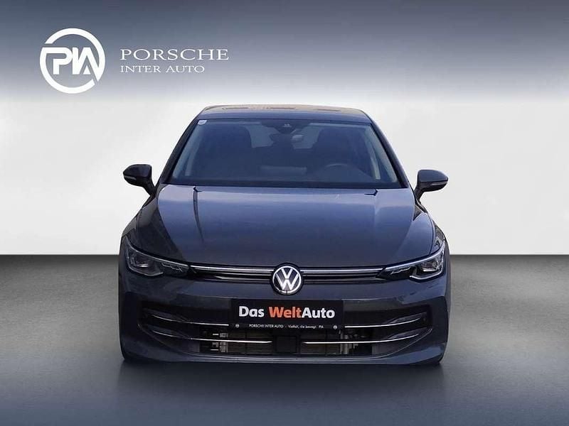 Neu VW Golf VIII Style 150 PS (110 kW) 2025 Grau Limousine
