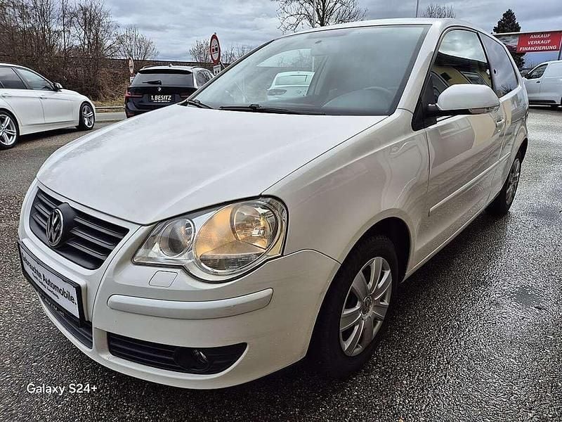 Gebraucht VW Polo 60 PS (44 kW) 2009 Weiß Kleinwagen