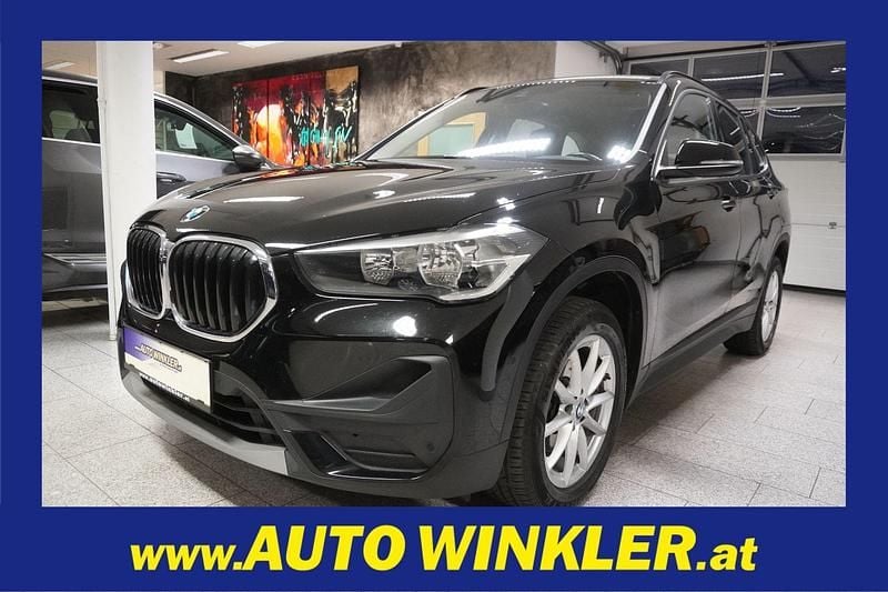 Schwarz Gebraucht 2020 BMW X1 Advantage SUV | € 14.990 (Etwas zu teuer) - Bild 1/4