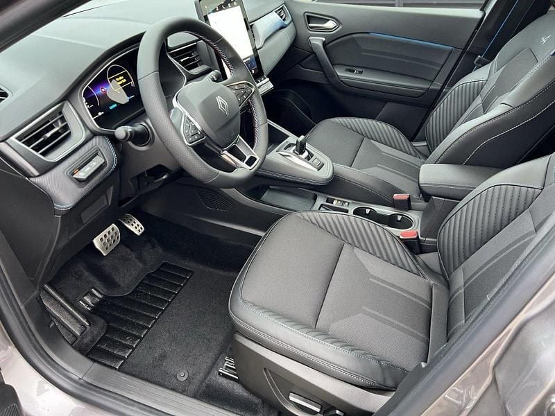 Neu Renault Captur Esprit Alpine 160 PS (117 kW) 2025 SUV