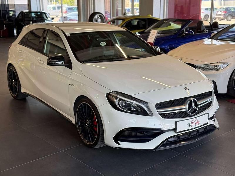 Weiß Gebraucht 2016 Mercedes A45 AMG AMG Limousine | € 26.990 (Fairer Preis) - Bild 1/4
