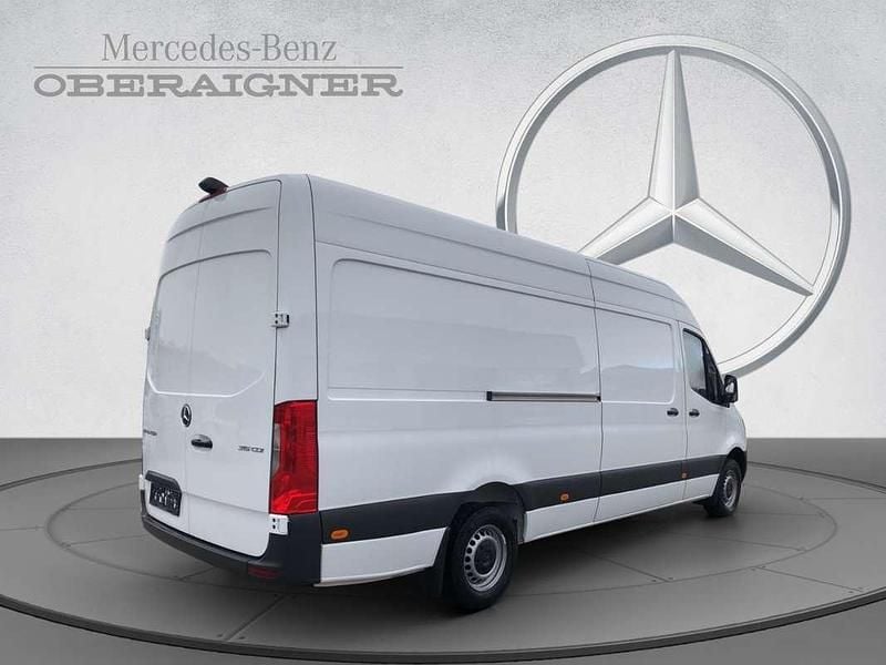 Gebraucht Mercedes Sprinter 150 PS (110 kW) 2023 Weiß Van
