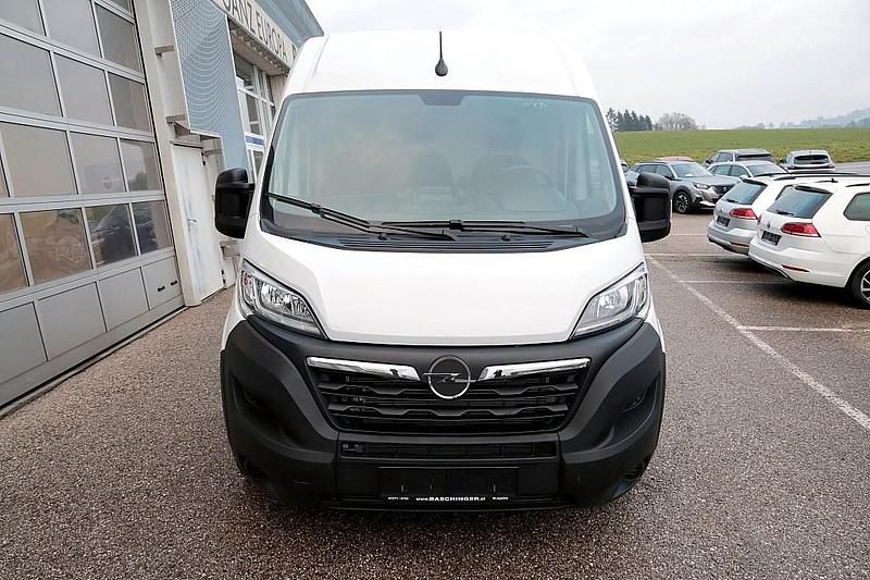 Gebraucht Opel Movano S 140 PS (102 kW) 2024 Icy weiß Van