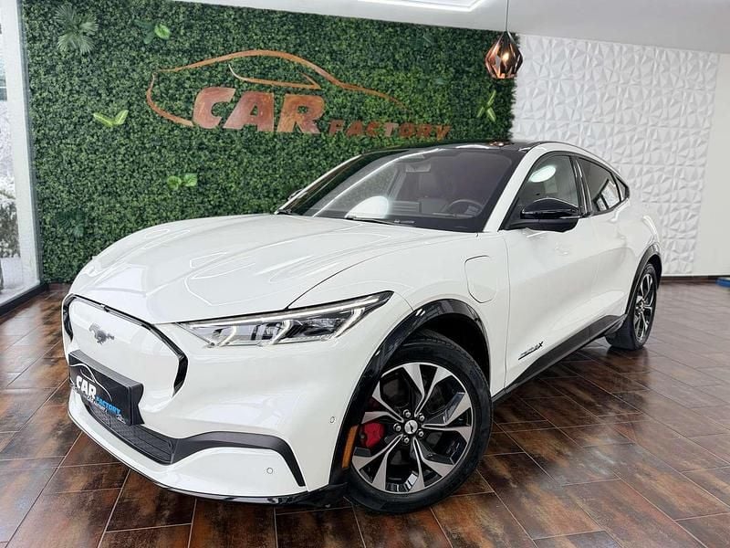 Gebraucht Ford Mustang Mach-E Extended Range 258 kW (351 PS) 2021 Weiß SUV