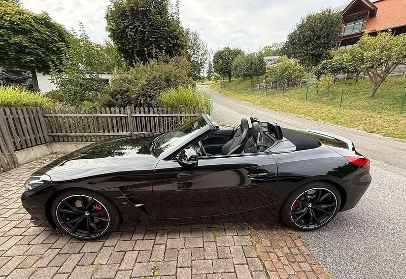 Gebraucht BMW Z4 M Sport 340 PS (250 kW) 2024 Schwarz Cabrio