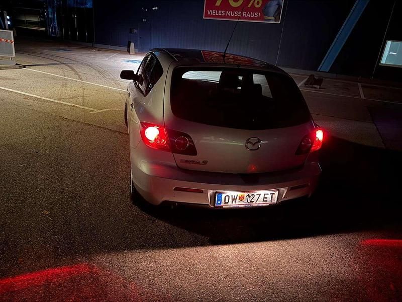 Gebraucht Mazda 3 Inclusive 109 PS (80 kW) 2007 Grau Limousine