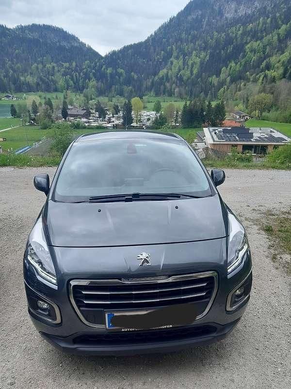 Grau Gebraucht 2016 Peugeot 3008 S Kombi | € 13.000 (Fairer Preis) - Bild 1/4