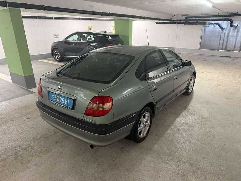 Gebraucht Toyota Avensis Sol 150 PS (110 kW) 2001 Limousine