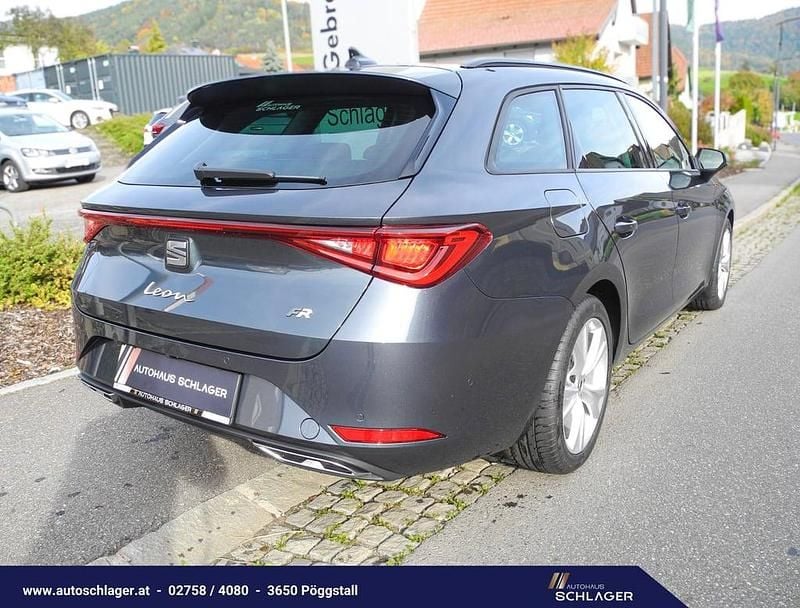 Neu Seat Leon FR 115 PS (84 kW) 2025 Dunkelgrau  metallicperleffekt Kombi