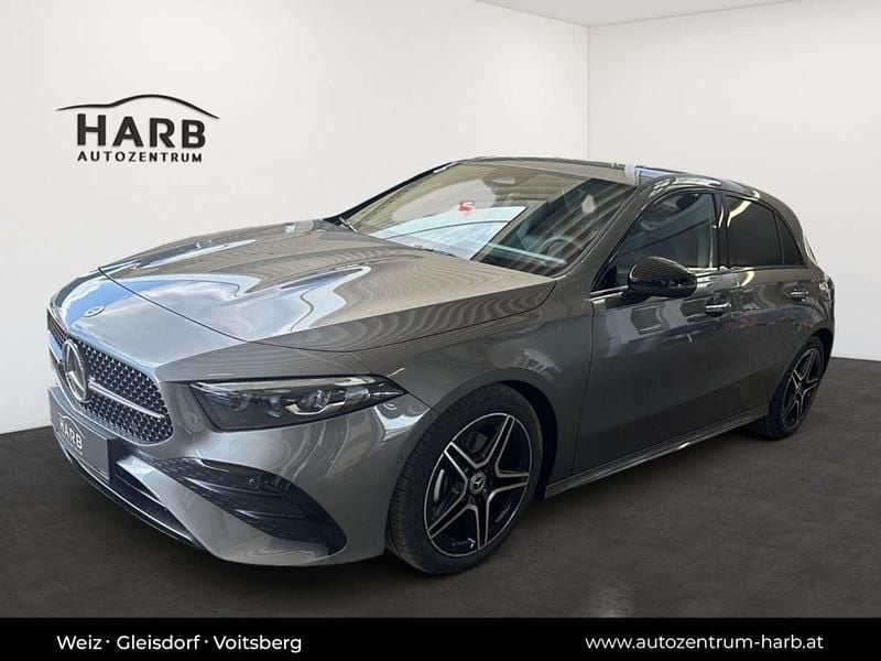 Gebraucht Mercedes A180 116 PS (85 kW) 2025 Grau Limousine
