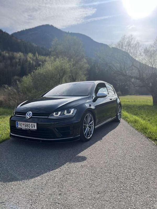 Gebraucht VW Golf VII R 300 PS (220 kW) 2014