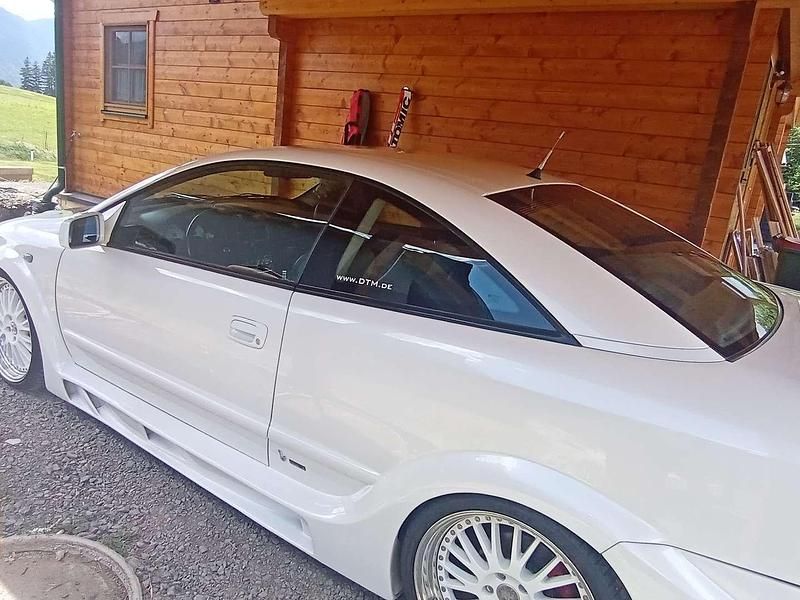 Gebraucht Opel Astra 125 PS (91 kW) 2000 Weiß Coupé