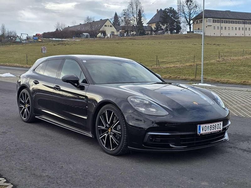 Gebraucht Porsche Panamera Sport Turismo 462 PS (339 kW) 2018 Schwarz Kombi