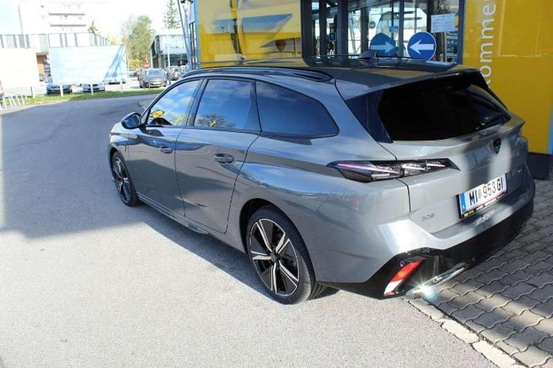 Neu Peugeot 308 SW GT 131 PS (96 kW) 2025 Grau Kombi