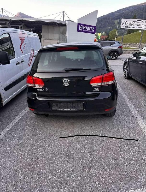 Gebraucht VW Golf VII Comfortline 105 PS (77 kW) 2012 Schwarz Limousine