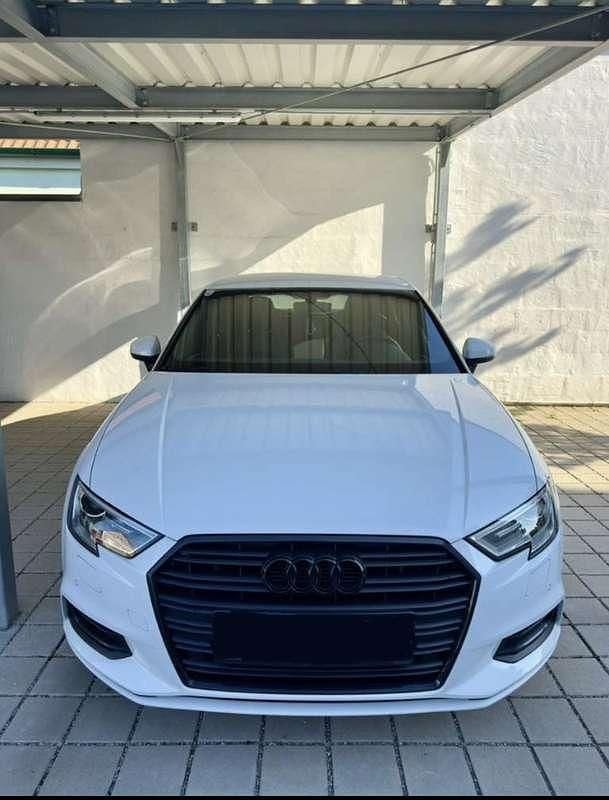 Gebraucht Audi A3 110 PS (80 kW) 2017 Weiß Limousine