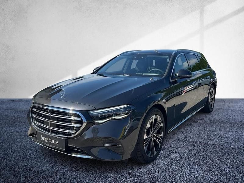 Gebraucht Mercedes E300 197 PS (144 kW) 2025 Kombi