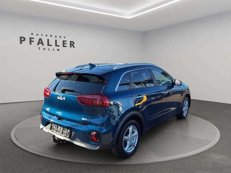 Gebraucht Kia Niro Gold 105 PS (77 kW) 2022 Blau SUV