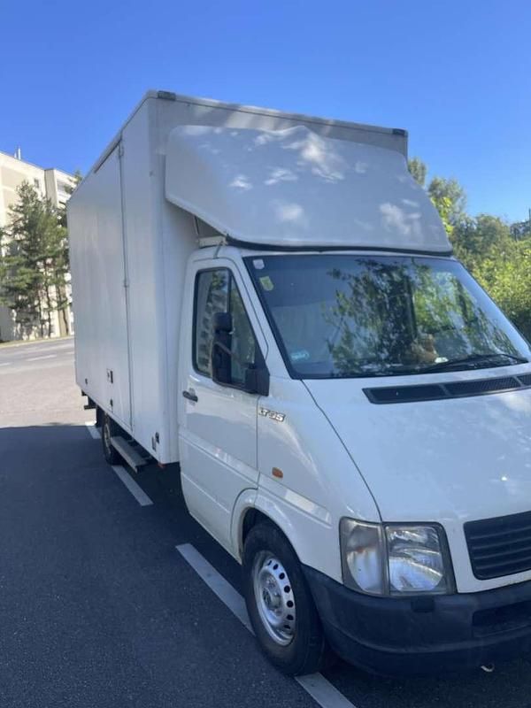 Weiß Gebraucht 2005 VW LT Van / Kleinbus | € 5.500 - Bild 1/3