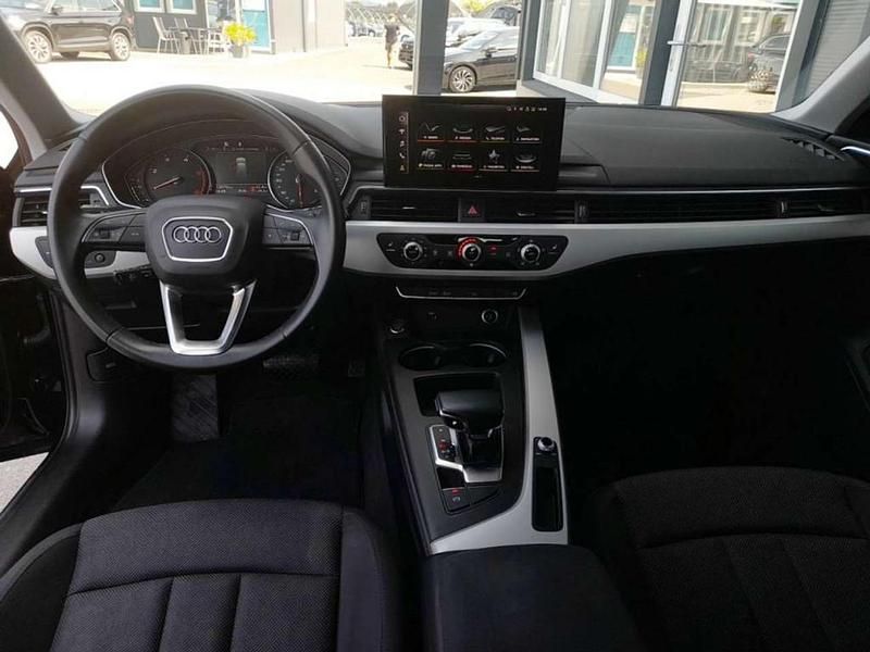 Gebraucht Audi A4 Advanced Plus 163 PS (119 kW) 2022 Schwarz Kombi